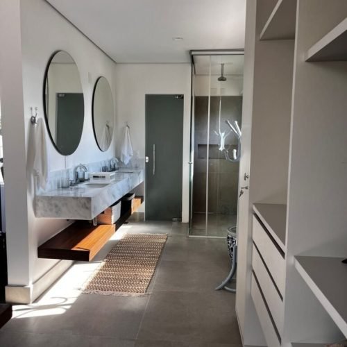 12b8e5bfd5c299206afa0a84c8cd6f057c8e6eef-768x1024-1